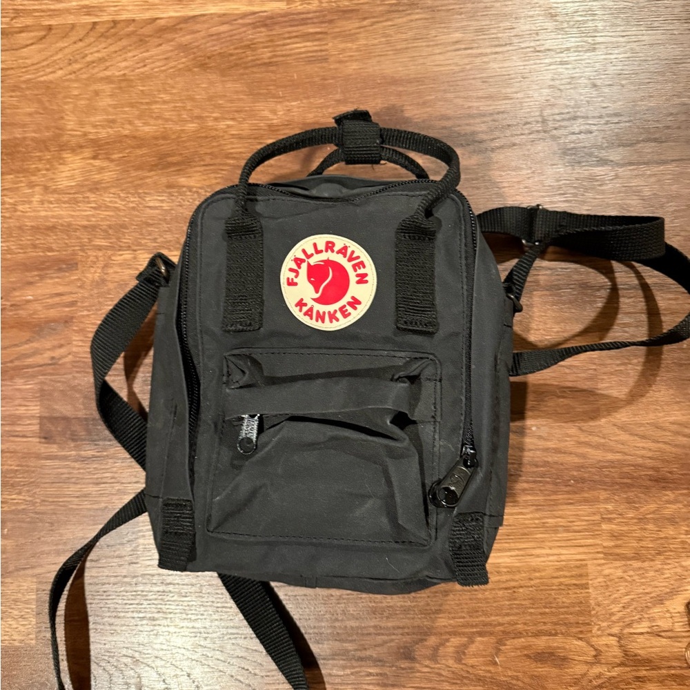 Fjallraven Kånken Black Backpack